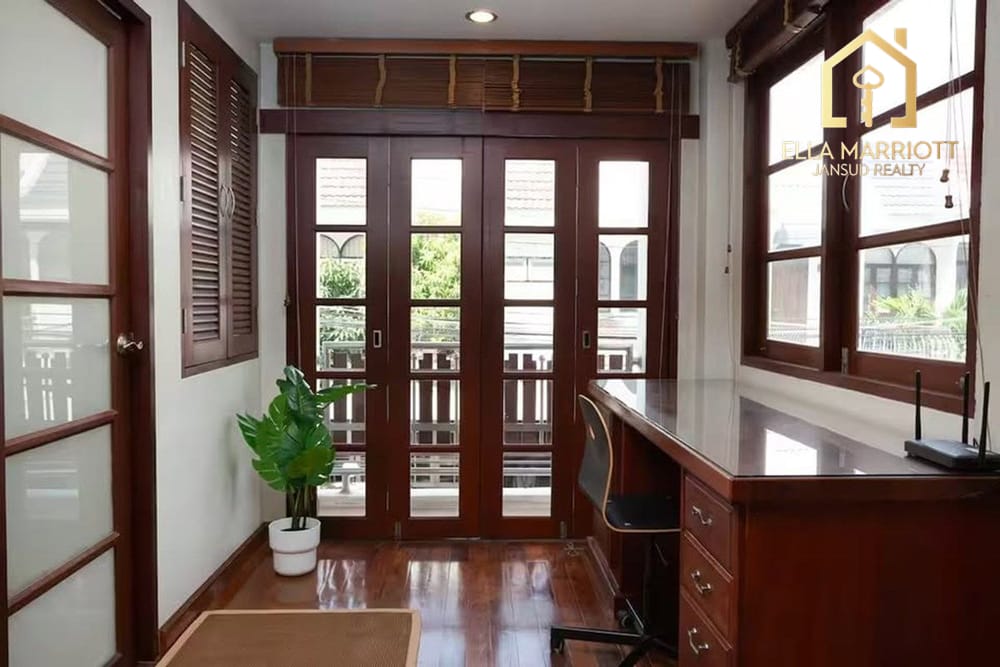 4BR Townhouse for Sale in Phrom Phong, Sukhumvit 39 - 440sqm with High Yield Potential 15