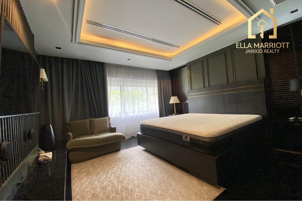 Luxuriöse freistehende Villa mit 4 Schlafzimmern und Privatpool in Noble House Thonglor - 130 Mio. 12