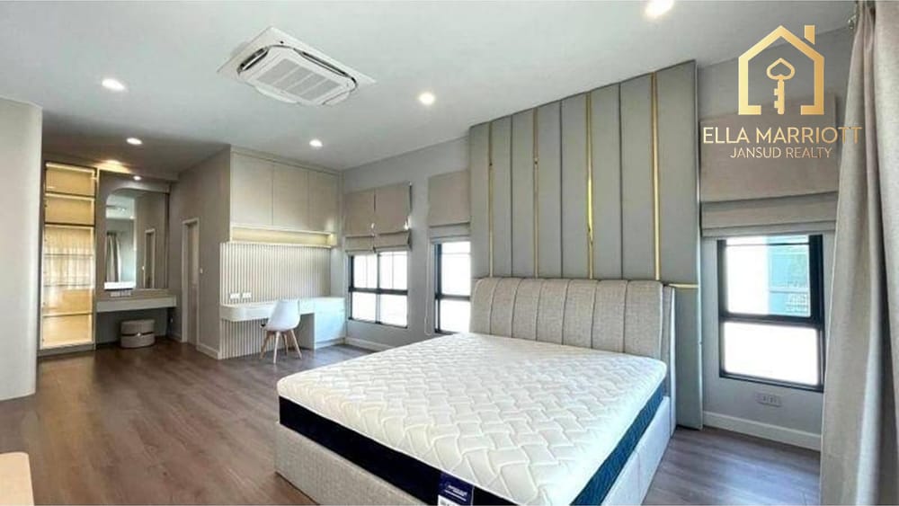 เช่า 4 ห้องนอน 4 ห้องน้ำ บ้าน ใน บางนา, กรุงเทพฯ 7