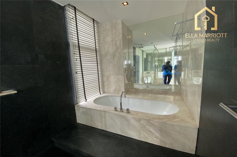 Rent 130K | Rare 222sqm 3BR Condo with Private Pool | The Met Sathorn - 10 Mins Walk to BTS Chong Nonsi 13