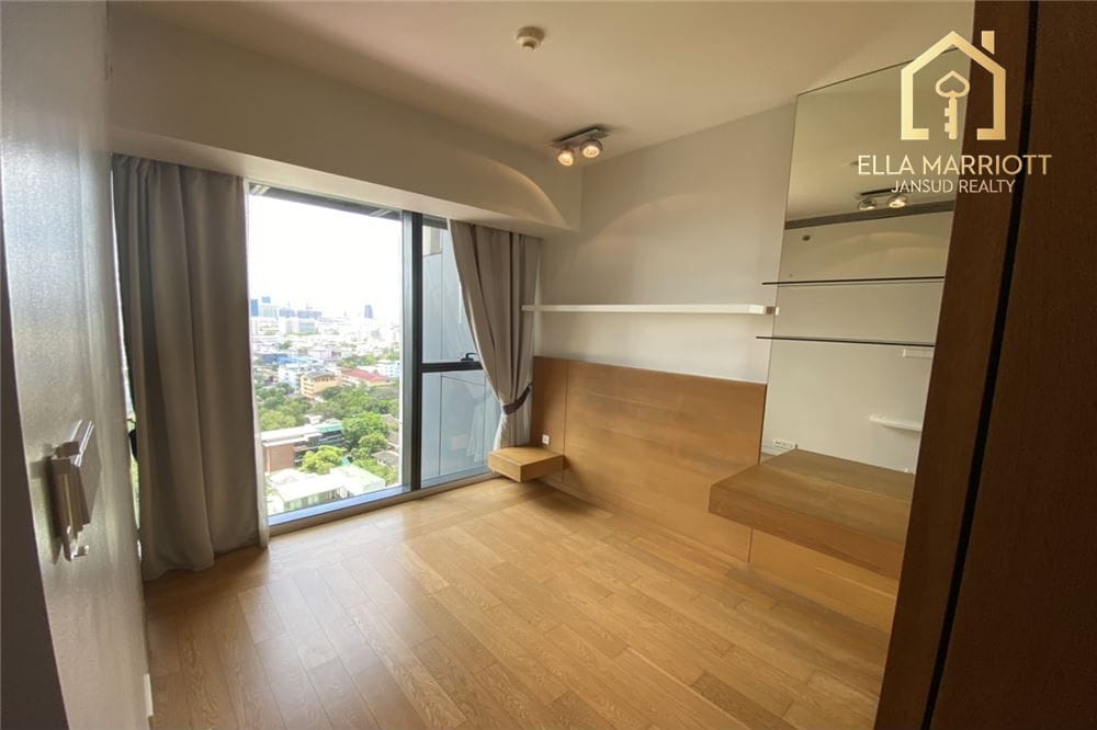 Rent 130K | Rare 222sqm 3BR Condo with Private Pool | The Met Sathorn - 10 Mins Walk to BTS Chong Nonsi 15