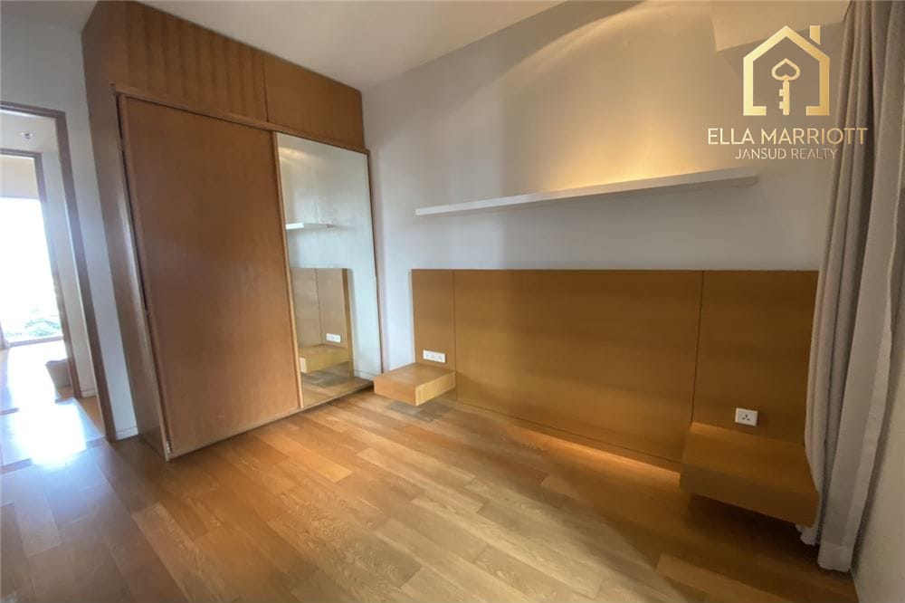 Rent 130K | Rare 222sqm 3BR Condo with Private Pool | The Met Sathorn - 10 Mins Walk to BTS Chong Nonsi 16