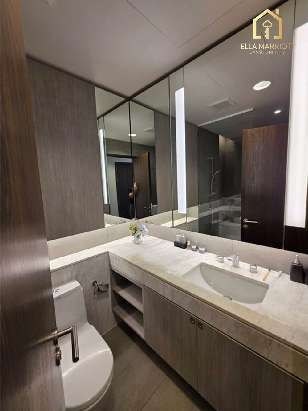 New 2BR Condo for Sale in Sukhumvit 30 | 110sqm | Near BTS Phrom Phong | Fully Furnished 14