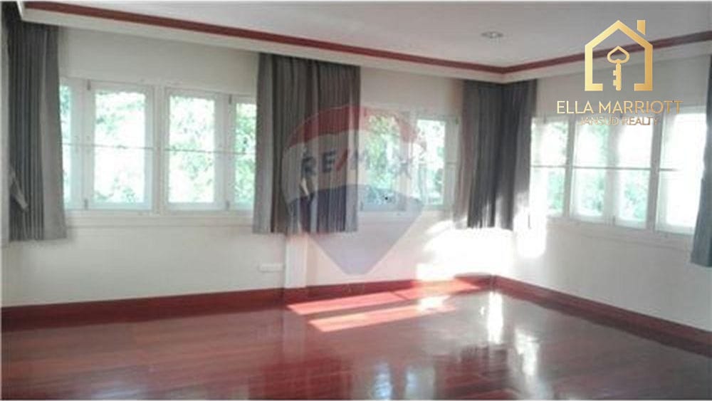 เช่า 3 ห้องนอน 3 ห้องน้ำ บ้าน ใน สุขุมวิท, กรุงเทพฯ 9