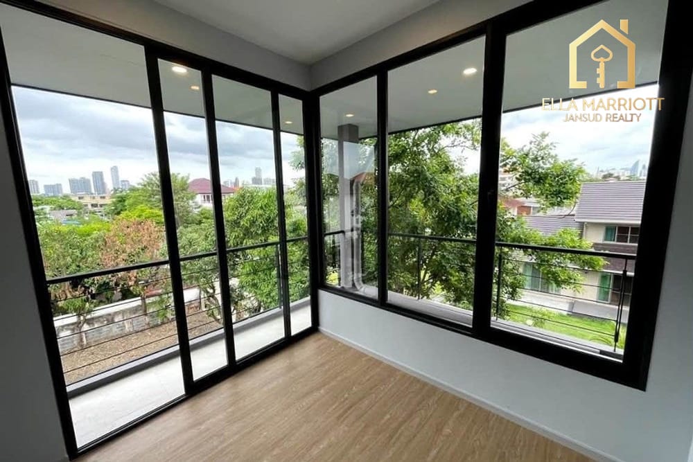 Rent 190K | 700sqm Modern Luxury Pool Villa | Sukhumvit 71 10