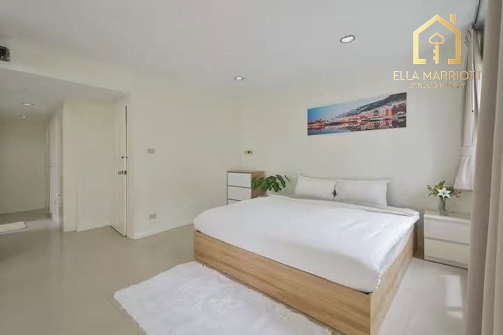 Massive 5BR Detached House for Rent at 120K in Sukhumvit 31 11