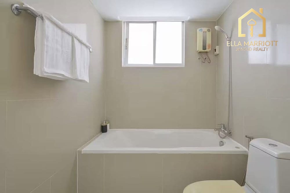 Massive 5BR Detached House for Rent at 120K in Sukhumvit 31 17