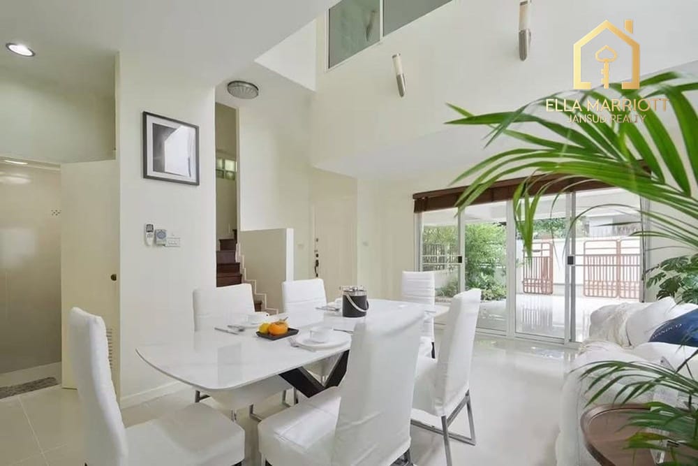 Massive 5BR Detached House for Rent at 120K in Sukhumvit 31 2