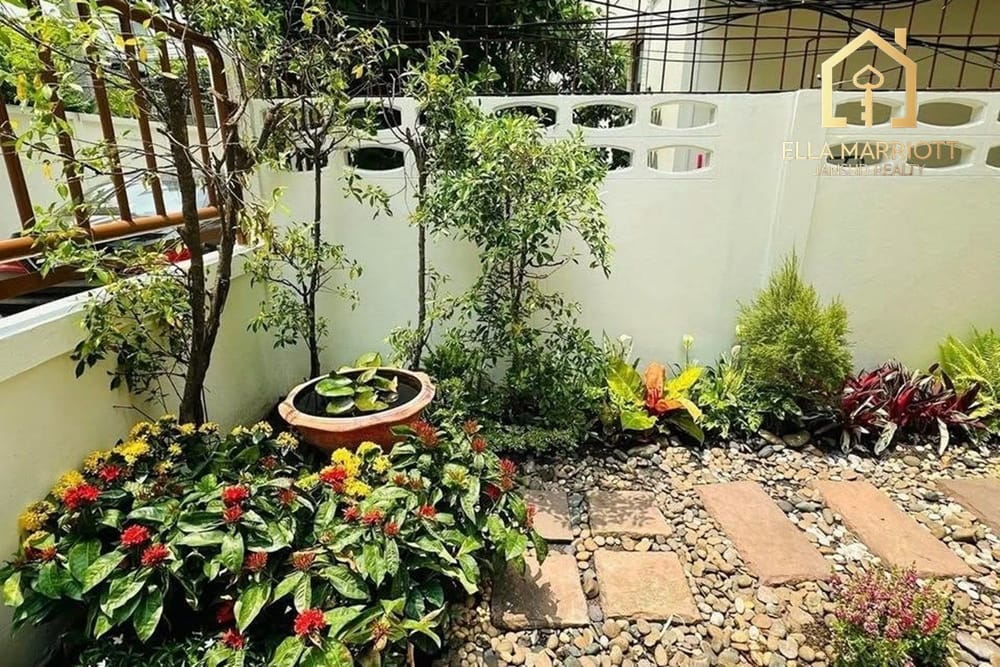 Massive 5BR Detached House for Rent at 120K in Sukhumvit 31 23
