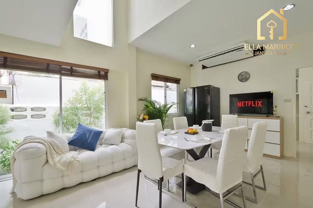 Massive 5BR Detached House for Rent at 120K in Sukhumvit 31 4