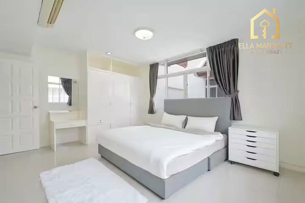 Massive 5BR Detached House for Rent at 120K in Sukhumvit 31 8