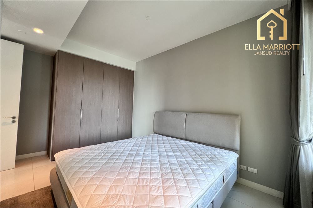 2BR Condo for Rent at 185 Rajdamri | 108sqm | 7 mins Walk to BTS Ratchadamri | Next to Lumpini Park 7