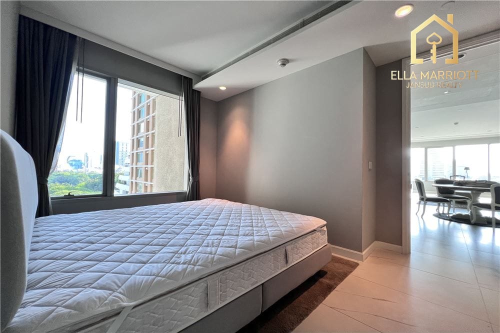 2BR Condo for Rent at 185 Rajdamri | 108sqm | 7 mins Walk to BTS Ratchadamri | Next to Lumpini Park 8