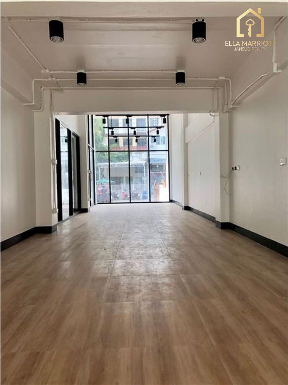 For Rent: 4.5-Storey 360sqm Building in Sukhumvit 62 Near BTS - 55K 2