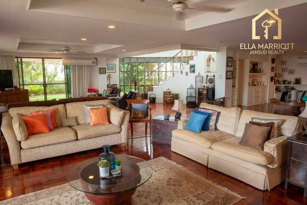 4-Schlafzimmer Maisonette-Penthouse mit privatem Garten in Sukhumvit zu vermieten - 210.000 | 660 m² 4