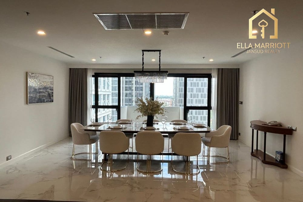 Renovated 285sqm 3+1BR Condo for Rent | 22nd Floor | 8 Mins Walk to BTS Thong Lo 2