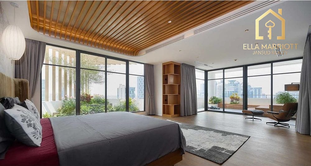 Luxurious 320K Sky Duplex Penthouse with Jacuzzi & Garden | 12 Mins Walk to BTS Thong Lo 12
