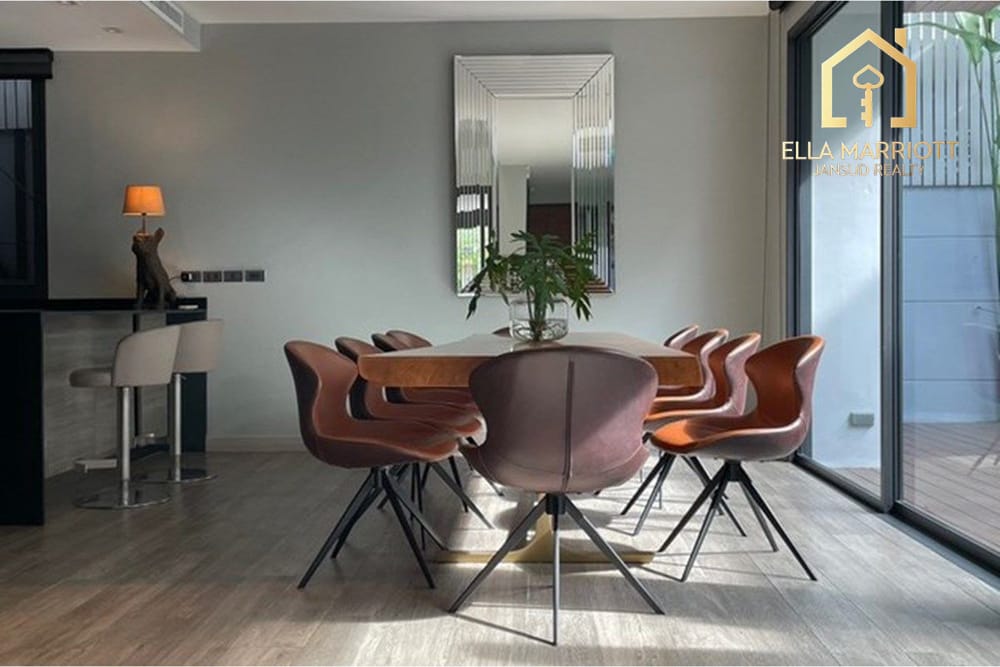 Modernes 3-SZ-Einfamilienhaus zu vermieten in 220K | 350 m² mit Pool, Wallbox & Weinkühlschrank 4