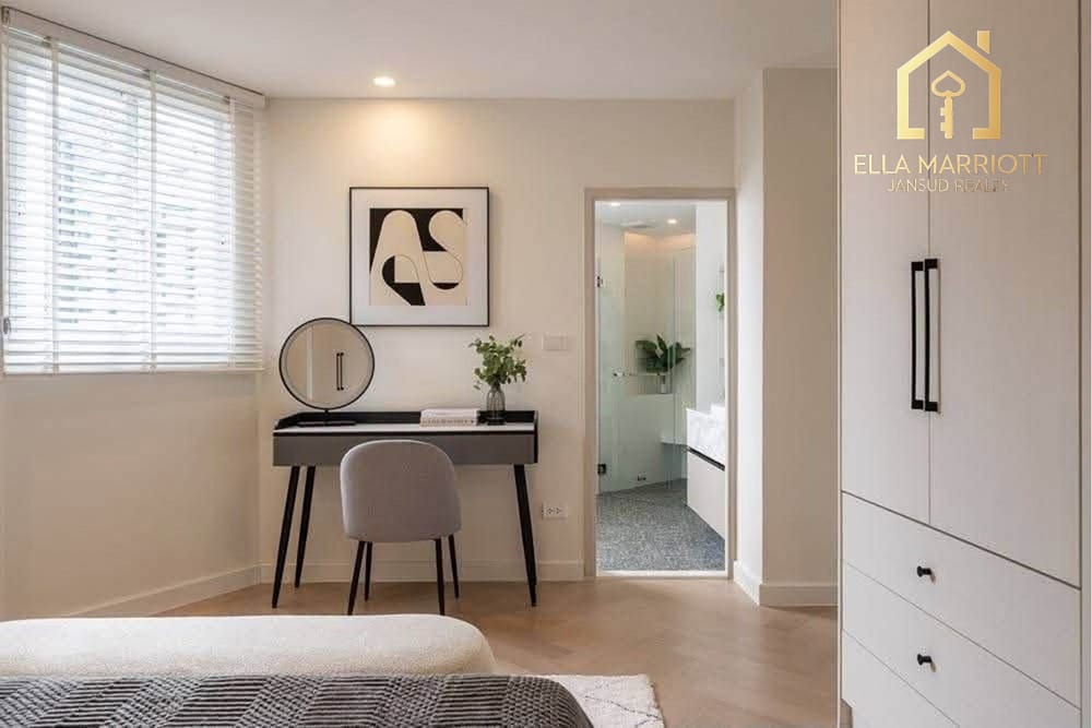 Sale 18.9MB | 165sqm 4BR 14th Fl | Walk to BTS | Fifty Fifth Tower 30