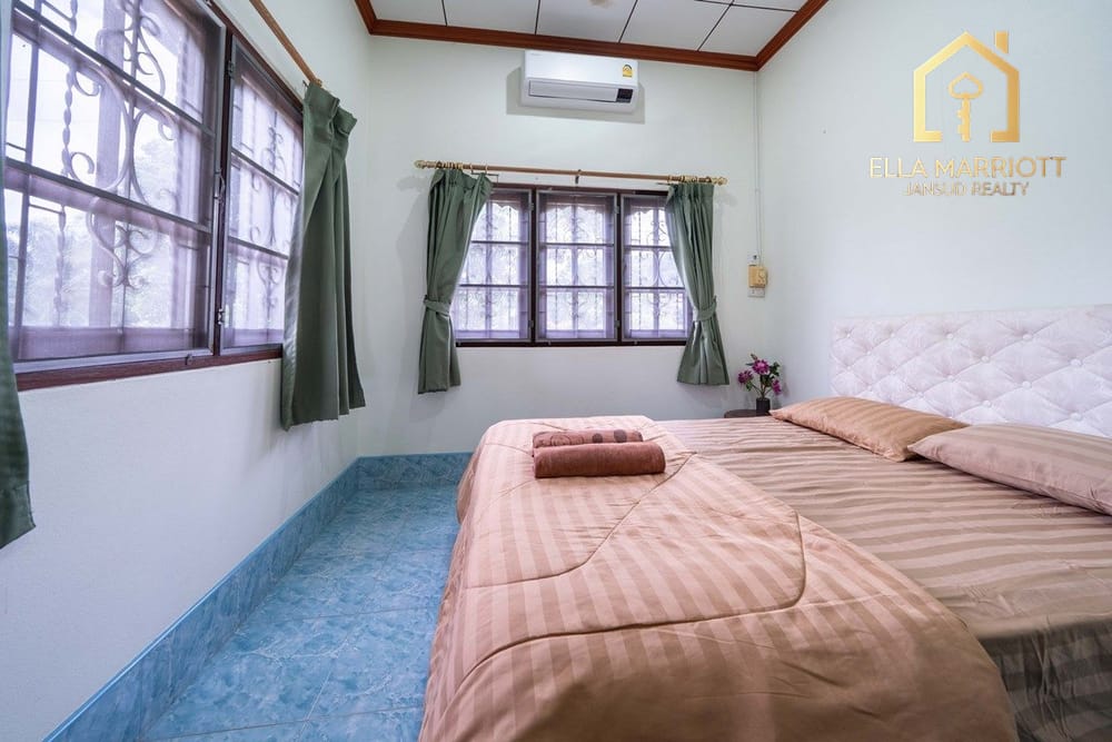 เช่า Commercial Hotel ใน undefined,  43