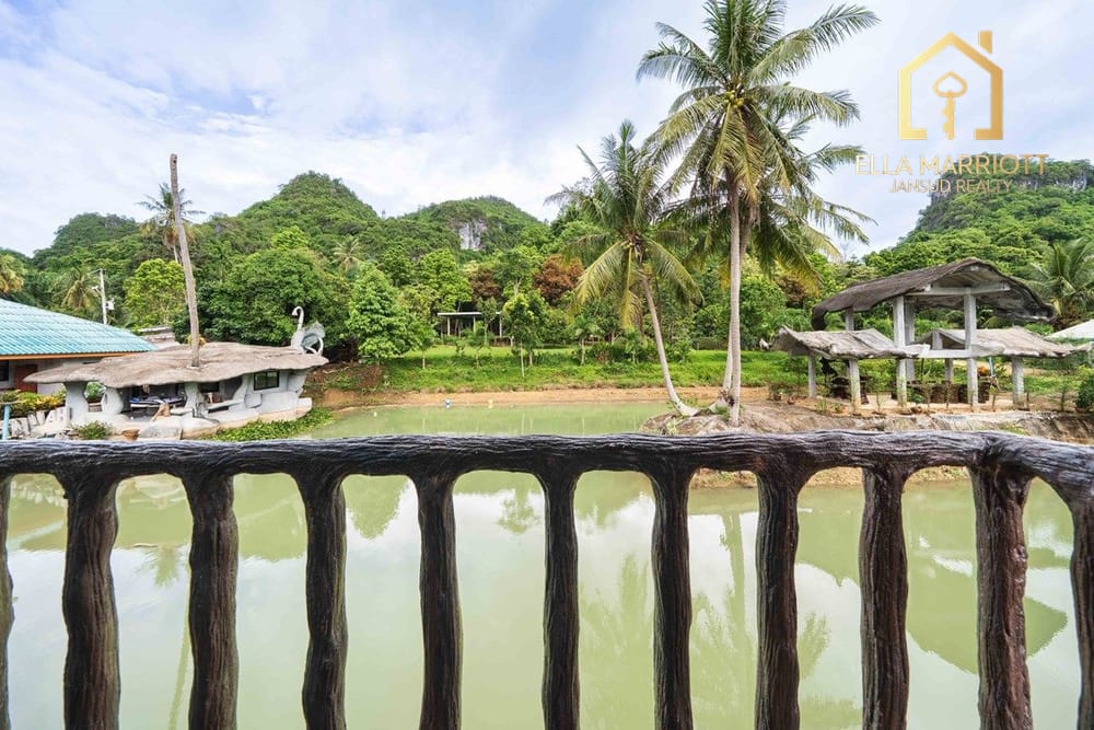 เช่า Commercial Hotel ใน undefined,  53
