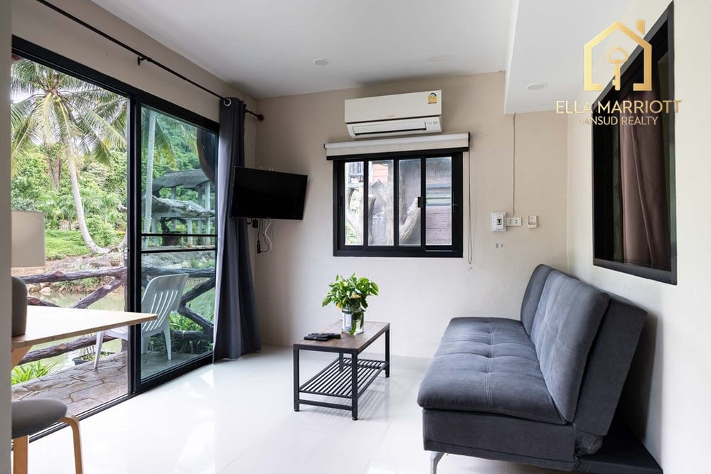 เช่า Commercial Hotel ใน undefined,  61