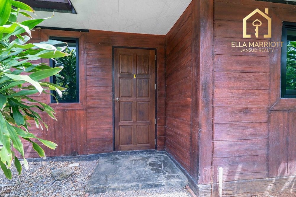 เช่า Commercial Hotel ใน undefined,  65