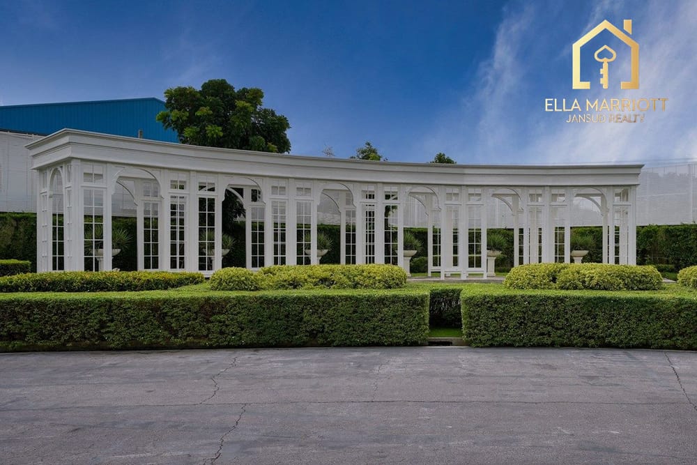 120 SQ.W LIKE-NEW CONDITION THE GRAND LUX BANGNA–SUAN LUANG 43