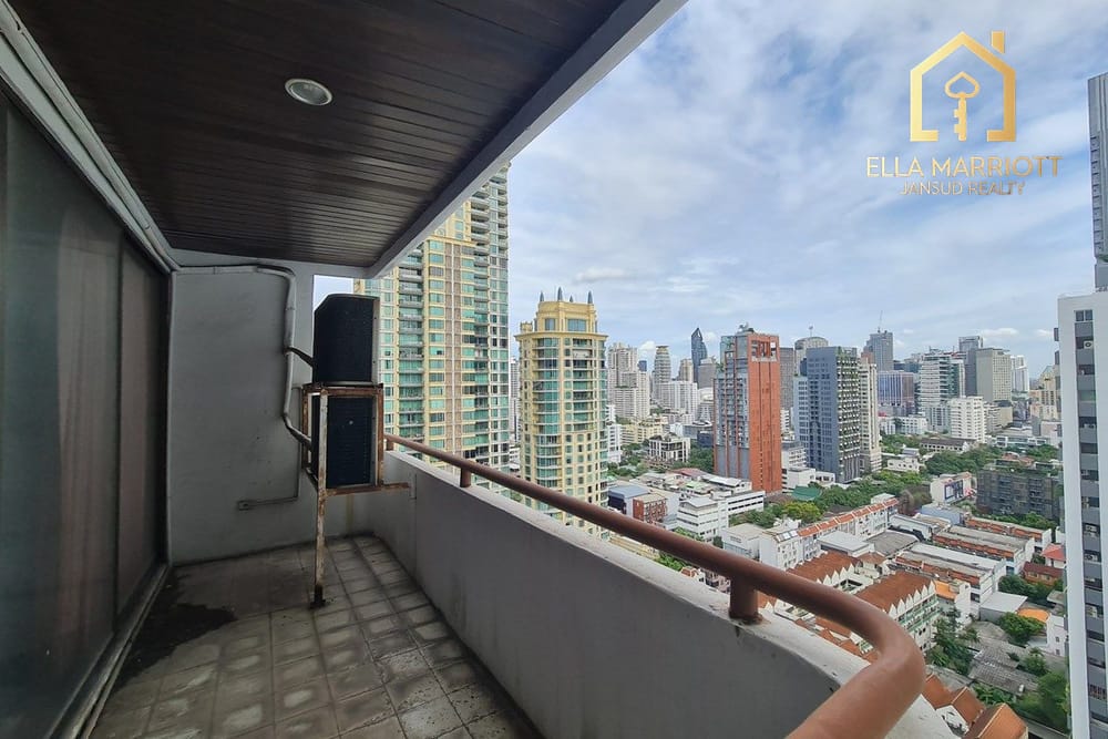 RENOVATION OPPORTUNITY IN ASOKE! 6