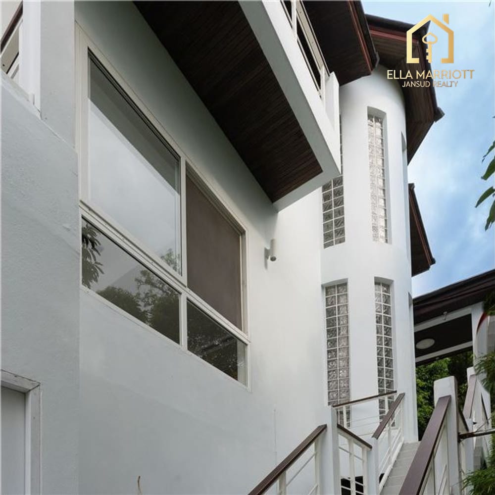 6 Bedroom Villa in Bophut, Koh Samui - Sea views galore 33