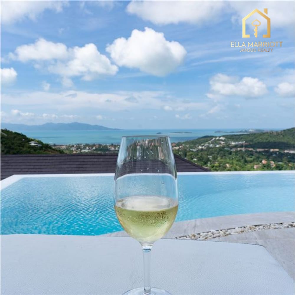 6 Bedroom Villa in Bophut, Koh Samui - Sea views galore 4