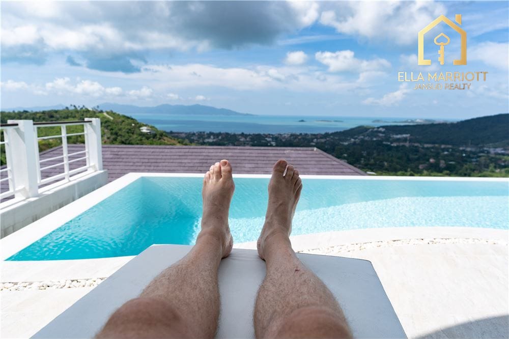 6 Bedroom Villa in Bophut, Koh Samui - Sea views galore 5