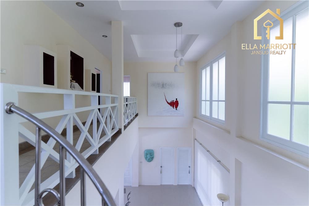 6 Bedroom Villa in Bophut, Koh Samui - Sea views galore 63