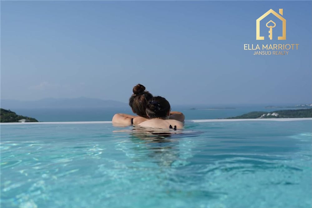 6 Bedroom Villa in Bophut, Koh Samui - Sea views galore 7