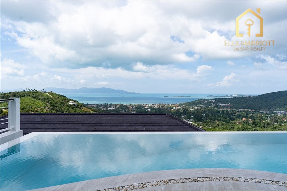 6 Bedroom Villa in Bophut, Koh Samui - Sea views galore 8
