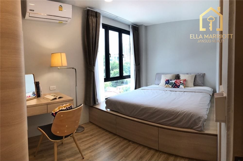 Pet-Friendly 3-Bedroom Condo for Rent in Sukhumvit 31 near BTS Phrom Phong 15