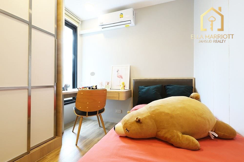 Pet-Friendly 3-Bedroom Condo for Rent in Sukhumvit 31 near BTS Phrom Phong 18