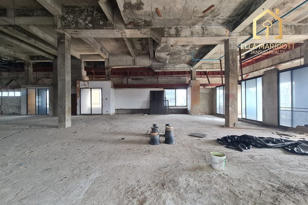 Expansive 507 SQM Blank-Canvas Penthouse in Central Asoke - 6 Mins Walk to MRT Phetchaburi 2