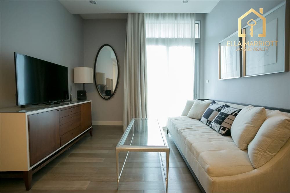 "Own Luxurious Living in Bangkok's Heart Today" 5
