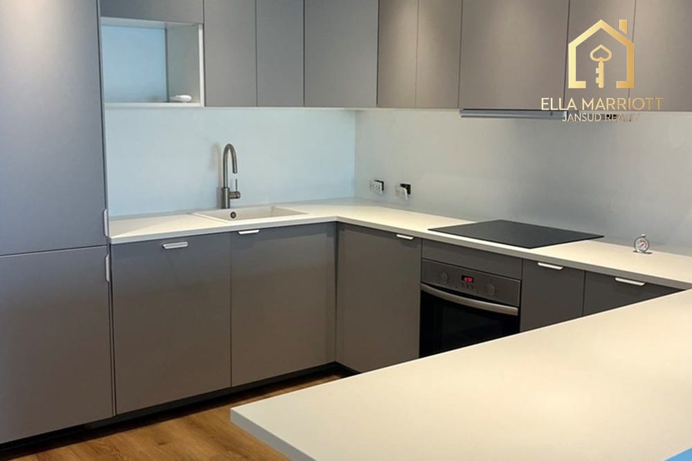 Katzenfreundliche 2-SZ-Eigentumswohnung (Ecklage) im 4. OG | Top-Lage Thonglor | 20 Min. zu Fuß zur BTS Thong Lo | Miete 60K 2