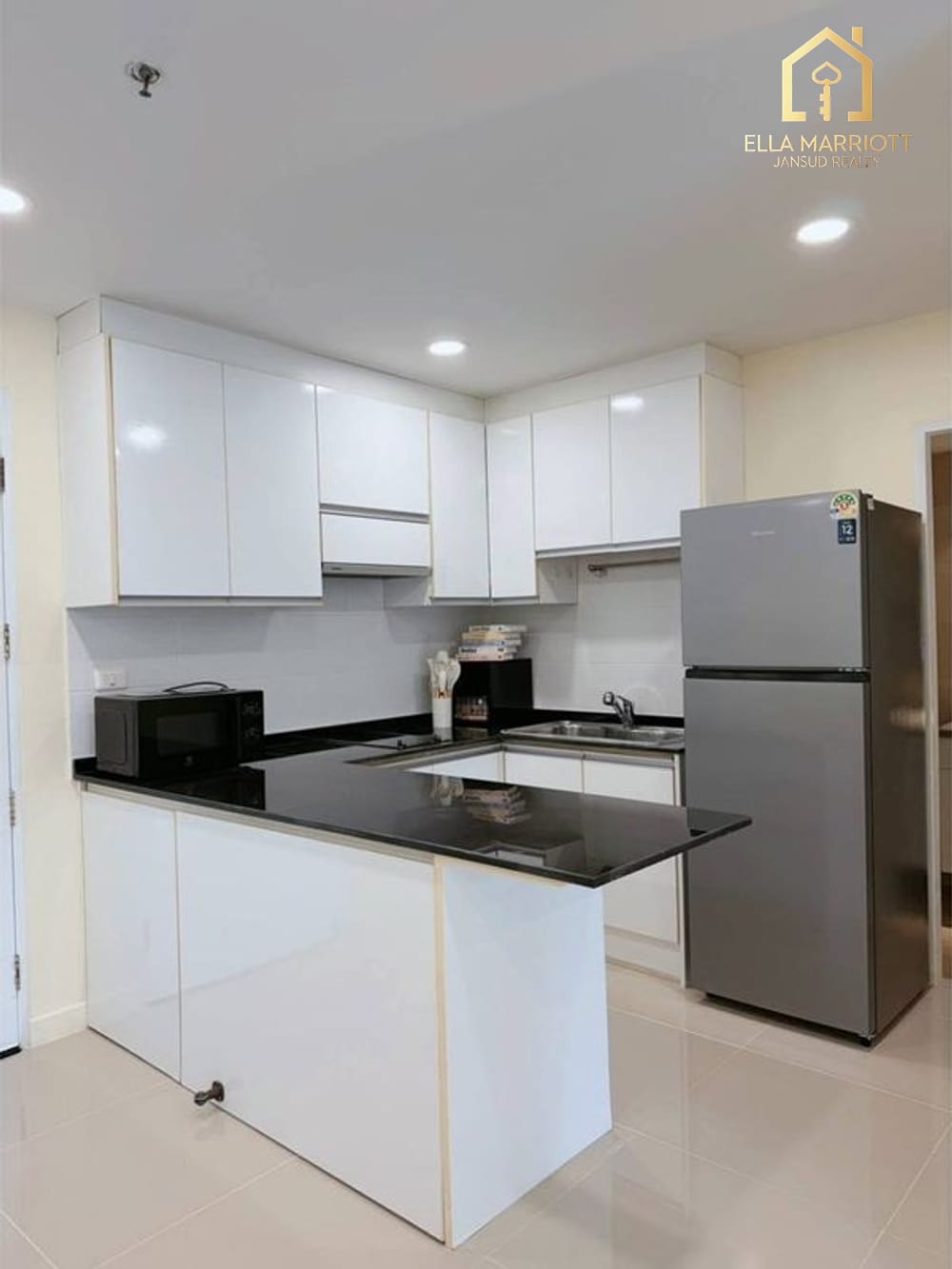 Rent 49K | Newly Renovated 80sqm 2BR 8th Fl | 350m BTS | Serene Place 4