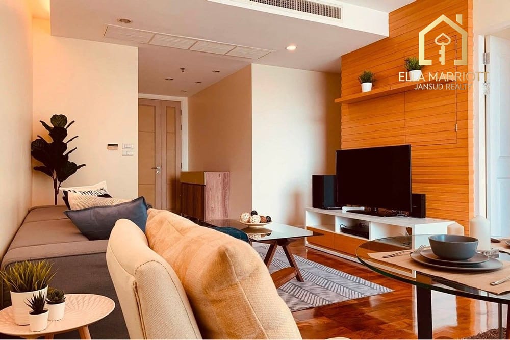 Miete 36 Tsd. | Frisch renovierte 1-Schlafzimmer-Eigentumswohnung, 60m² im 12. OG | Baan Siri Sukhumvit 31, 15 Min. Fußweg zur MRT Sukhumvit 4