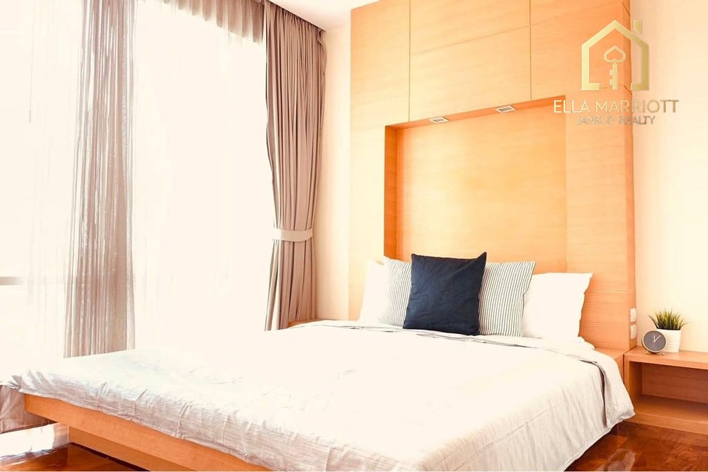 Miete 36 Tsd. | Frisch renovierte 1-Schlafzimmer-Eigentumswohnung, 60m² im 12. OG | Baan Siri Sukhumvit 31, 15 Min. Fußweg zur MRT Sukhumvit 6