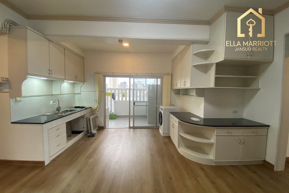 Zur Miete: Geräumige 3-Schlafzimmer-Wohnung in Sukhumvit 55 8