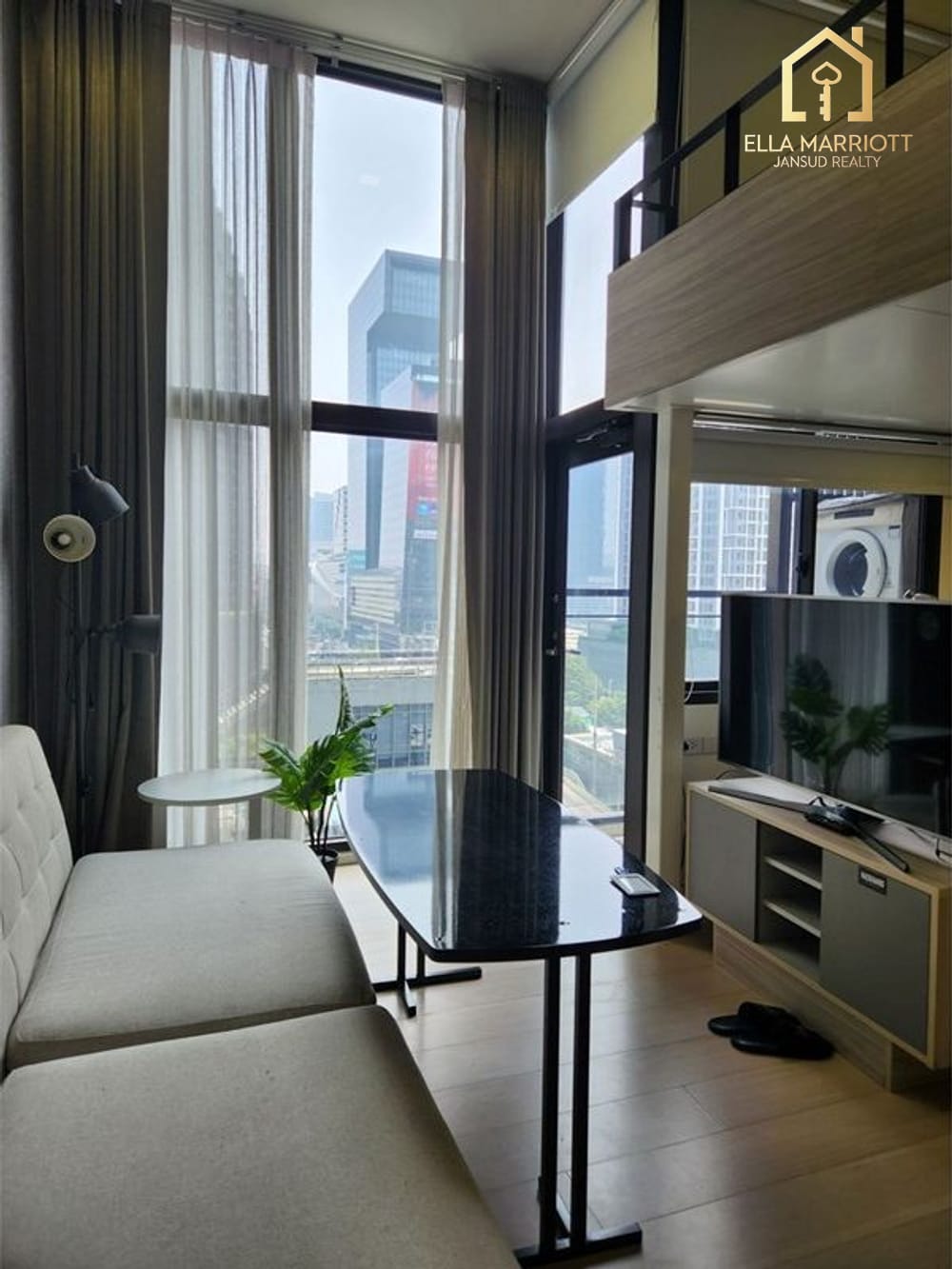 30m² Loft mit hohen Decken im Chewathai Asoke zu verkaufen | 9 Min. Fußweg zur MRT Phra Ram 9 3