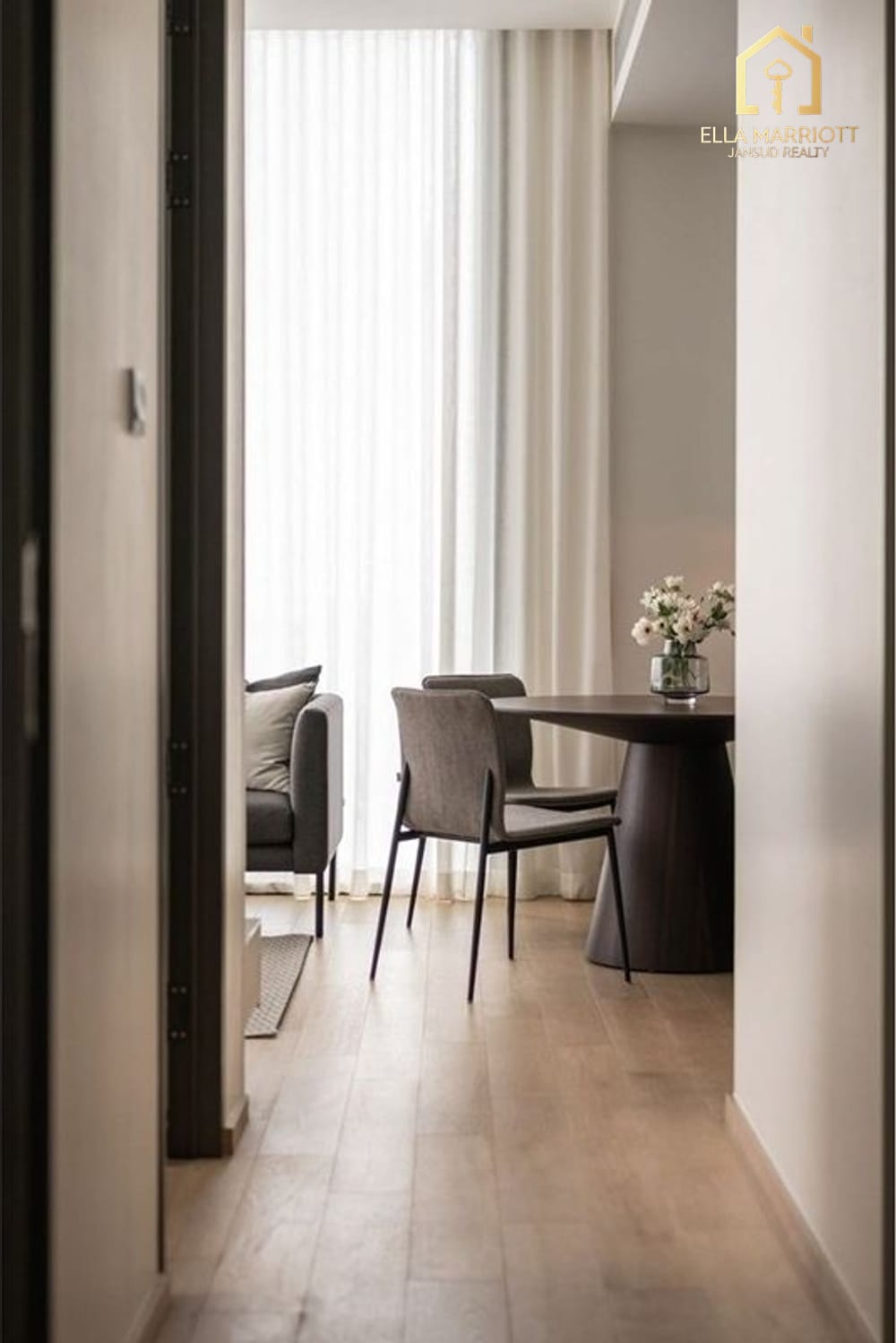 Rent 87K | 74sqm 2BR 2BA Corner Unit 22nd Fl | 28 Chidlom 5