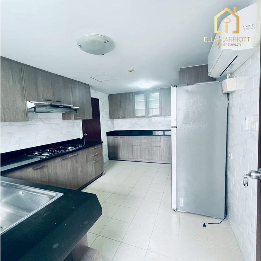3 Schlafzimmer, 3 Bäder, haustierfreundliche Mietwohnung, 280m², in Sukhumvit 24 – Miete 105.000 3