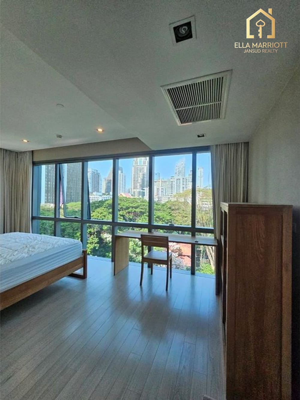 Luxuriöse 2-SZ, 3-BZ Maisonette zur Miete für 75.000 | 125 m² | Nähe BTS Asoke | Sukhumvit 21 8