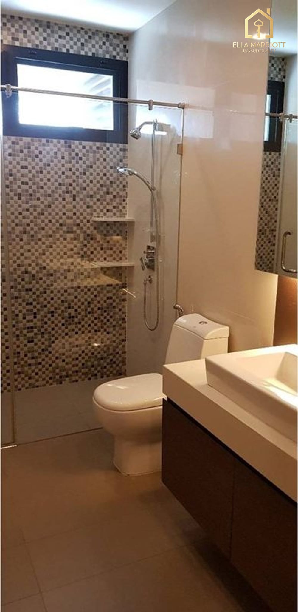 Luxury 3BR 4BA Detached House with Private Pool for Rent in Ekkamai - 400sqm 13