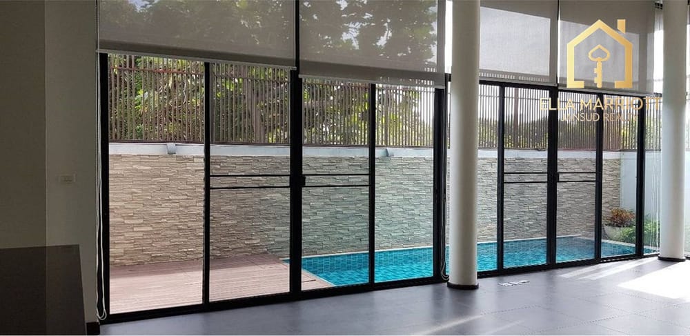 Luxury 3BR 4BA Detached House with Private Pool for Rent in Ekkamai - 400sqm 2